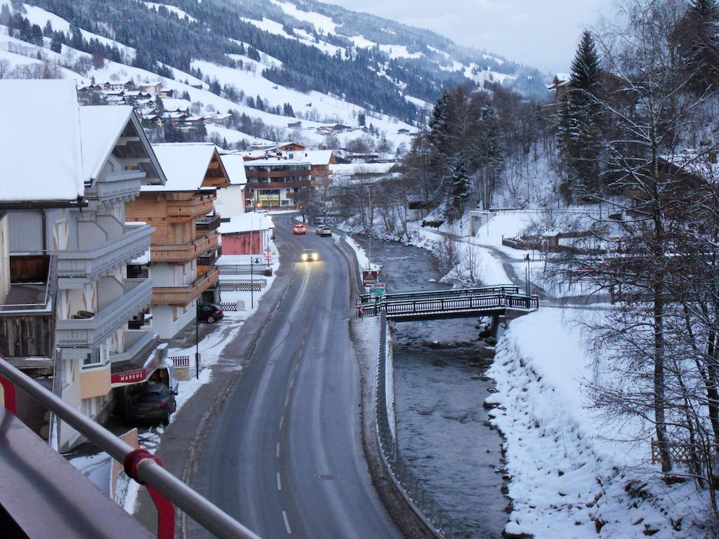 Hotel Garni Siegmundshof - Inclusive Joker Card Im Sommer Saalbach-Hinterglemm Exterior photo